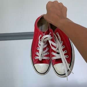 red converse